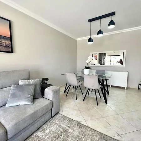 Luxury Modern Beach Apartment Quarteira Exterior photo
